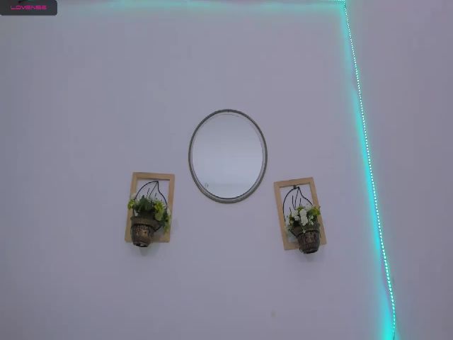 Live sex webcam photo for Kimmy_banks #263533001