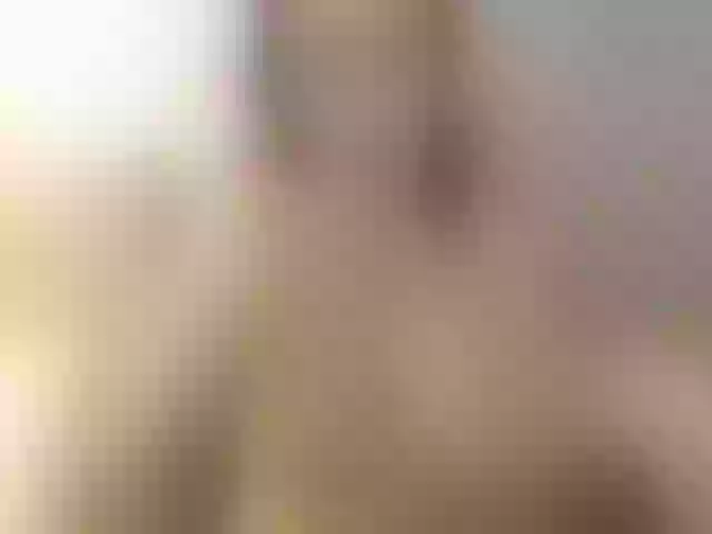 Live sex webcam photo for RosseAnnes #254659792
