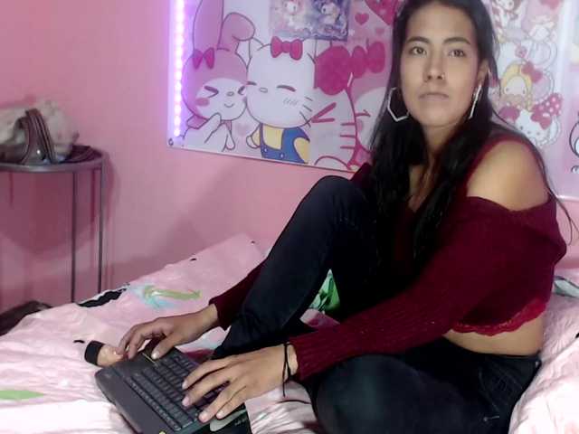 Live sex webcam photo for marilyn-eas #253865636