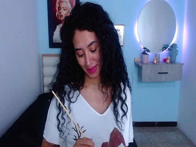 Live sex webcam photo for Jade_lee88 #255951186