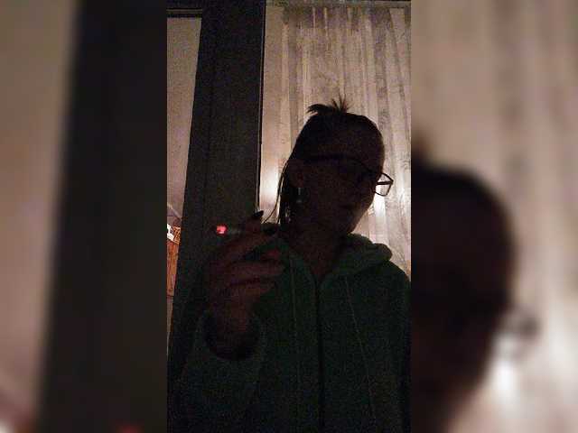 Live sex webcam photo for Zarevna #241359745