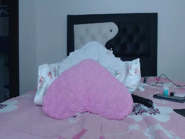 Live sex webcam photo for Sandylau2216 #257310718