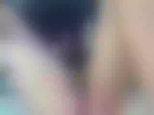 Live sex webcam photo for YoursLauren #252460040