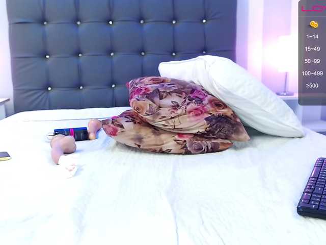 Live sex webcam photo for Tamara-Myers #252590469