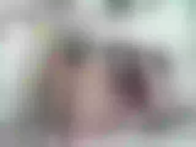 Live sex webcam photo for LeaQueen #241285949