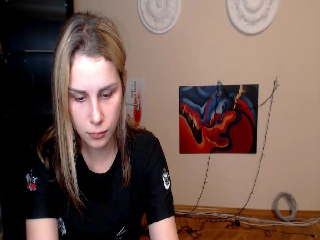 Live sex webcam photo for PolliMilk #257489261