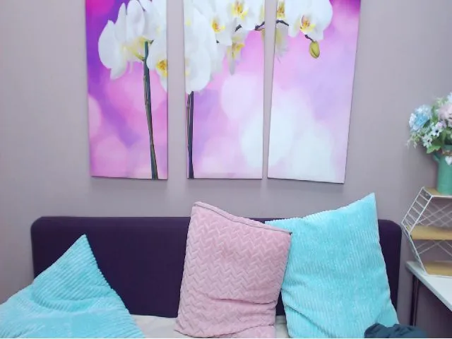 Live sex webcam photo for CleverAlexiss #257379005