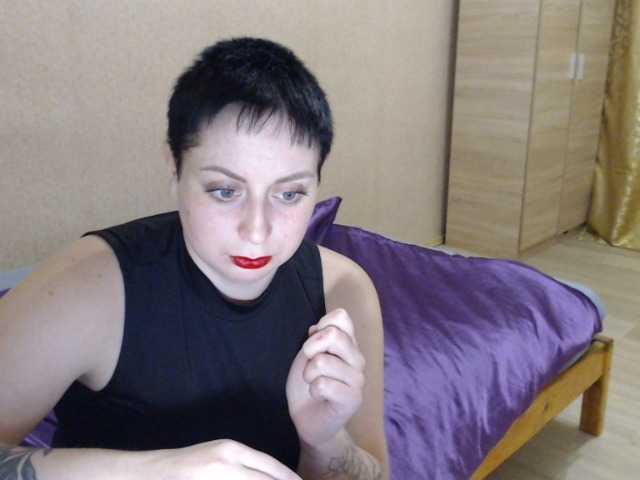 Live sex webcam photo for sandriana #241312128