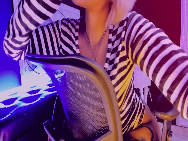 Live sex webcam photo for AbraxxysHotel #259638356