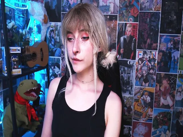 Live sex webcam photo for Manarose27 #260213797