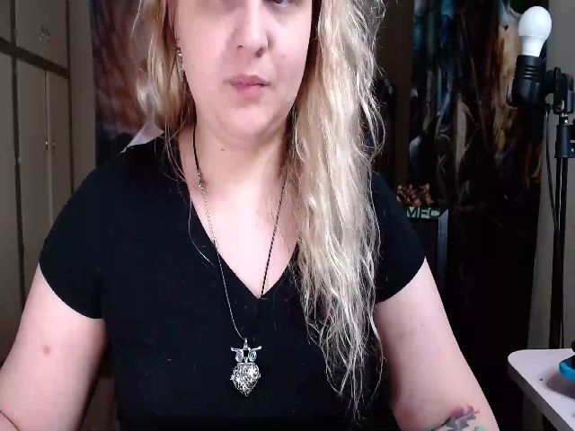 Live sex webcam photo for emilyhaze #258522086