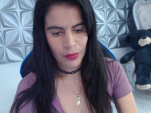 Live sex webcam photo for Abrill1 #241341862