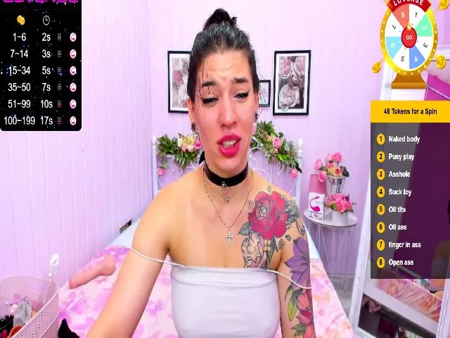 Live sex webcam photo for Laya_Gorgeous #258026260