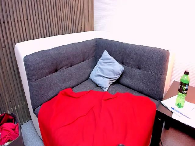 Live sex webcam photo for CassieMilrose #261264241