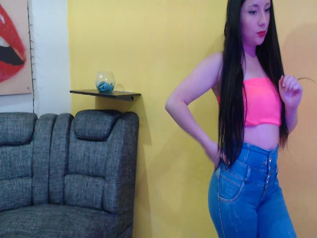 Live sex webcam photo for Ashly_meg #254486297