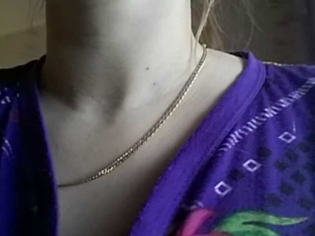 Live sex webcam photo for Alenushka888 #241287279