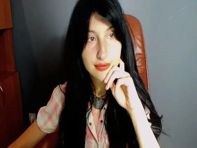 Live sex webcam photo for SnowSpacee #254600206