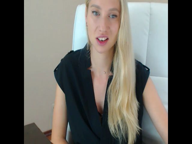 Live sex webcam photo for Miss_Sylvia #256934306