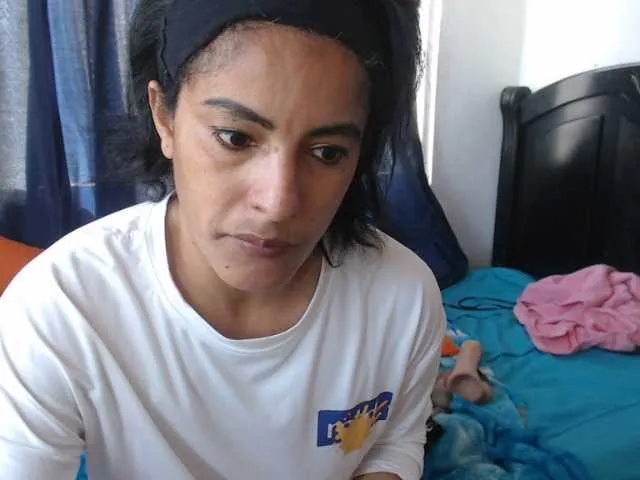 Live sex webcam photo for KattleyaGrey #250003508