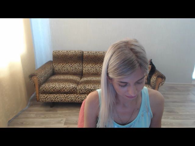 Live sex webcam photo for SexyBeatriice #256816706