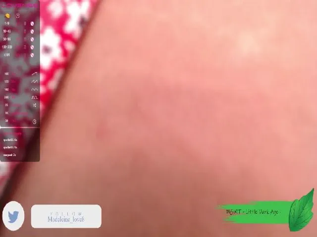 Live sex webcam photo for MadelinLove #262345432