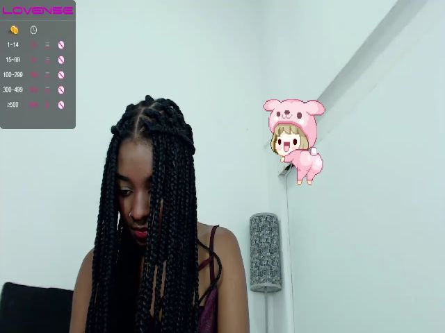 Live sex webcam photo for Danielanaggy #260091229