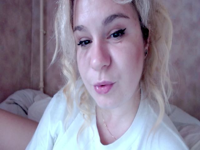 Live sex webcam photo for LOLLY_POP #255108764