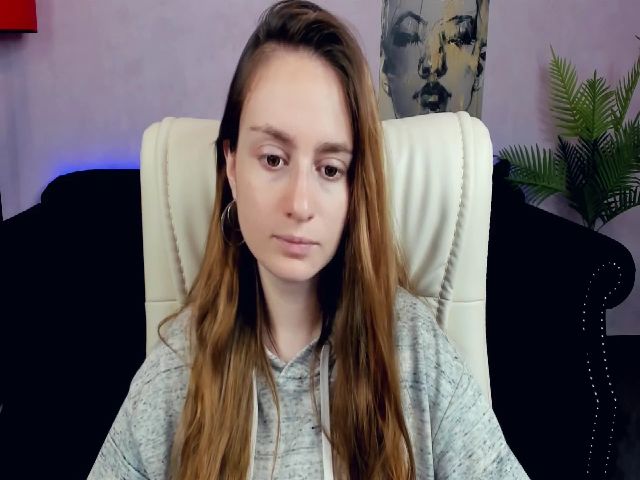 Live sex webcam photo for MissTianaa #252633642