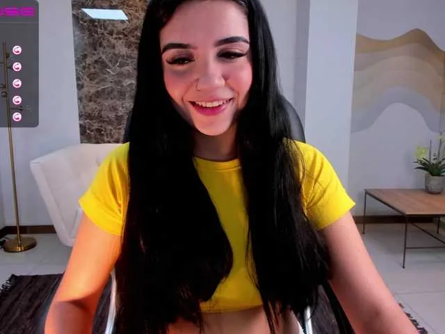 Live sex webcam photo for SummerHayes #240993043