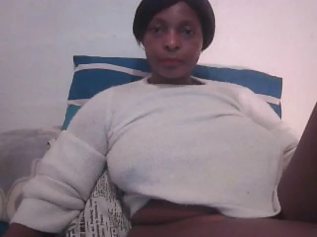 Live sex webcam photo for Nuzqueen1 #257734912
