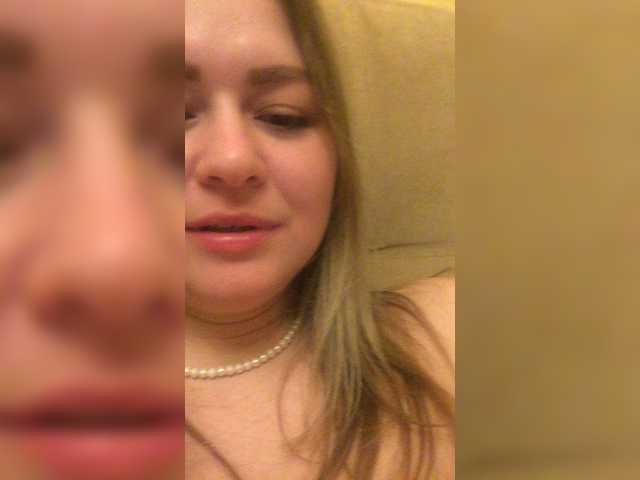 Live sex webcam photo for greis-777 #241380771