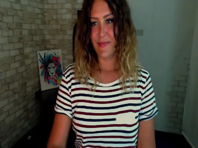 Live sex webcam photo for Noreya #253891556