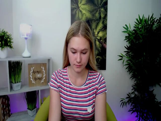 Live sex webcam photo for Teya_Xx #260584520