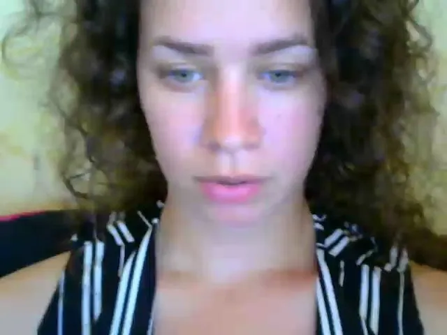 Live sex webcam photo for SofiAmeli #252821169