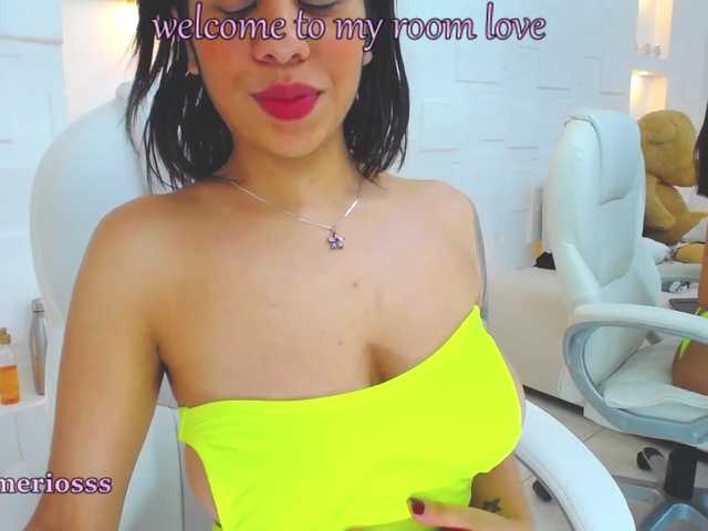 Live sex webcam photo for SalomeRios #241371764