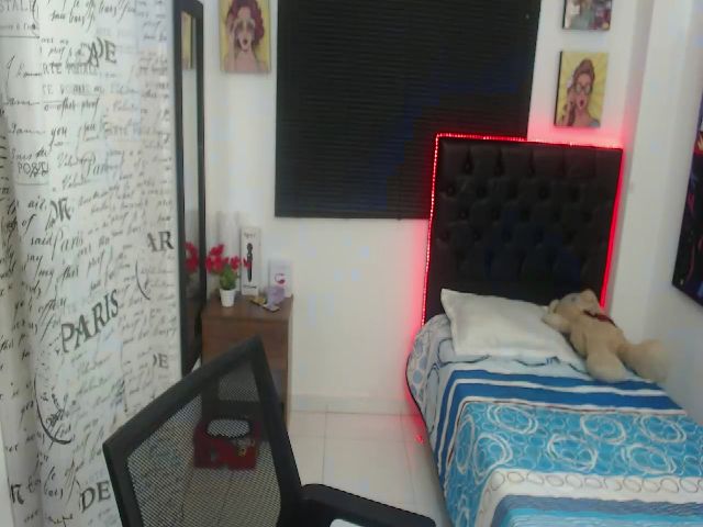 Live sex webcam photo for Andrea_acker #253070244