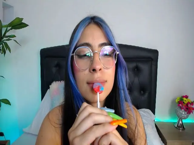 Live sex webcam photo for Mairerf #254900426