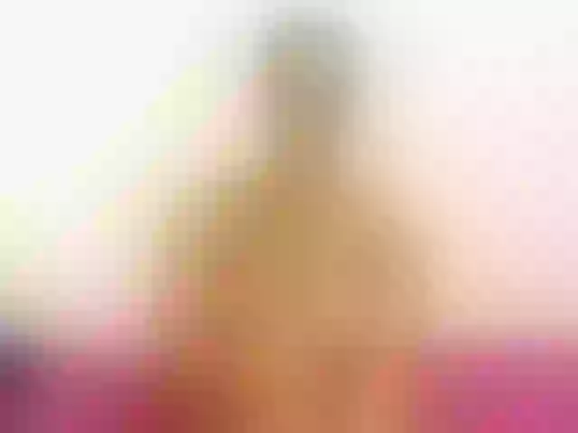 Live sex webcam photo for SpicyQueen86 #258347963