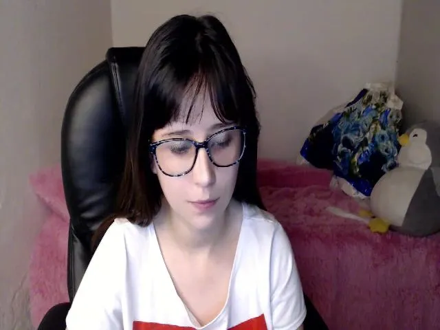 Live sex webcam photo for Paulette655 #259753099
