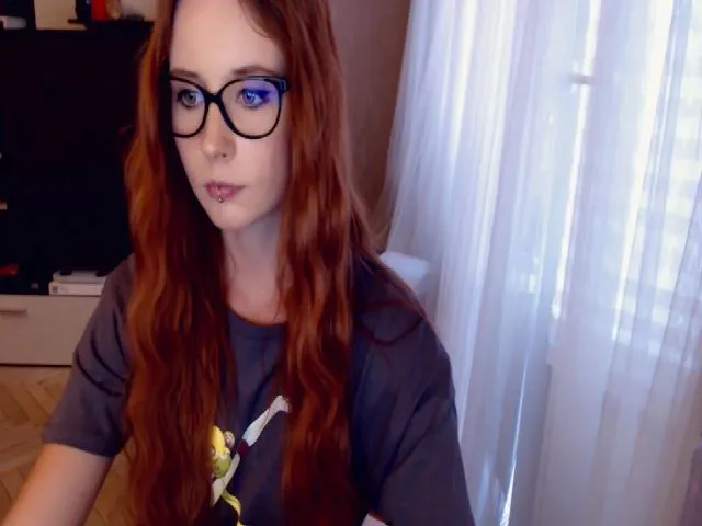 Live sex webcam photo for Klementina666 #255209600