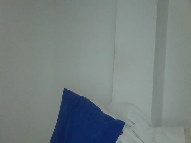 Live sex webcam photo for SweetLola01 #254424930