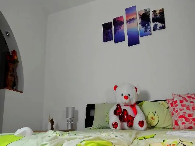 Live sex webcam photo for ANONYMUSGIRL #256076247