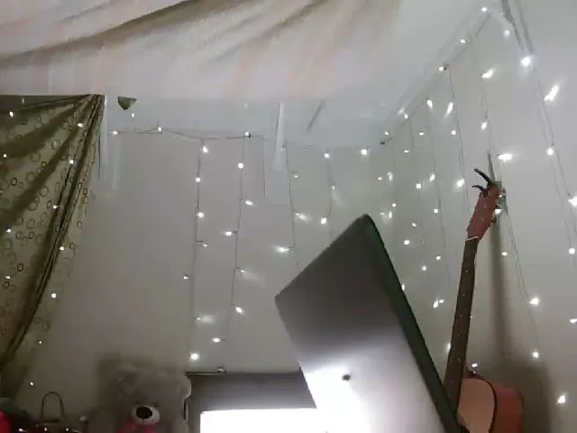 Live sex webcam photo for moonpixie2002 #253513121