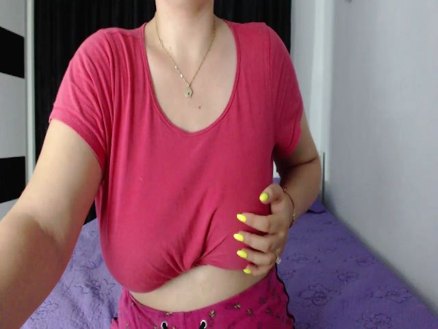 Live sex webcam photo for Michelleeeeee #255651396