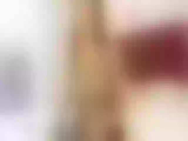 Live sex webcam photo for LittleRed2u #259615360