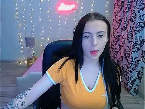 Live sex webcam photo for AnnaSoul_ #245075470