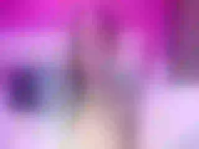 Live sex webcam photo for EmmySweett #252382105