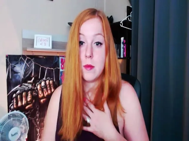 Live sex webcam photo for HottieAlma #255597646