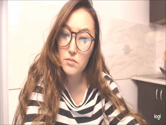 Live sex webcam photo for HrnyTeacher #263782287