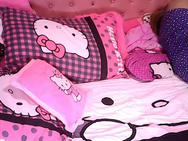 Live sex webcam photo for PINAYWETXXX #241127443